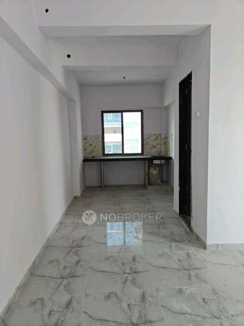 1 BHK Flat In Mm Saif Towers For Sale  In Mazgaon