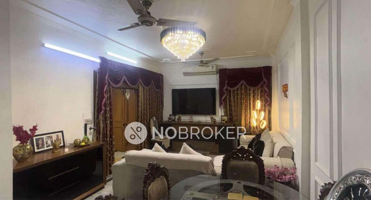 3 BHK Flat In Sb For Sale  In Ashok Vihar