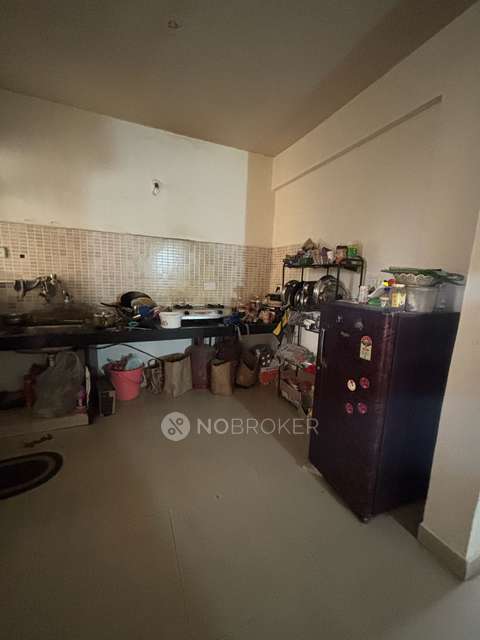 Single Room for Male In 2 BHK  In Selene Park  In Selene Park