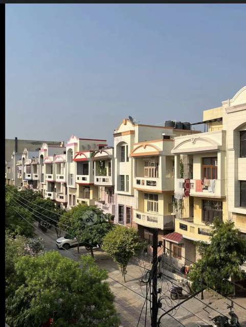 Shared Room for Female In 1 RK  In Parsvnath Paradise, Mohan Nagar, Mohan Nagar In Mohan Nagar