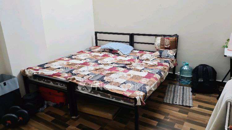 Single Room for Male In 3 BHK  In Barkat Villa In 8-2, Road No. 10, Resham Bagh, Banjara Hills, Hyderabad, Telangana 500034, India