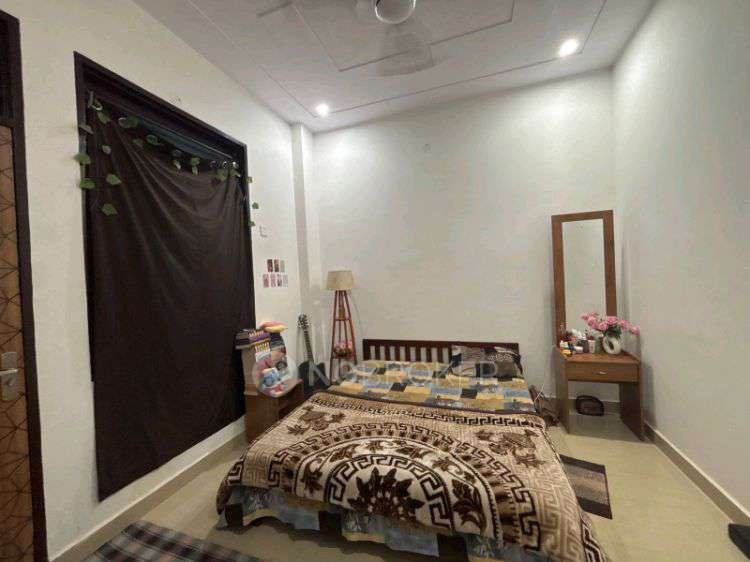 Single Room for Female In 2 BHK  In 1381, Street No. 7, Sector 3a, Dahiya Colony, Gurugram, Haryana 122006, India