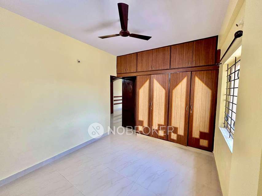 2 BHK Flat In M S Keerthana For Sale  In C V Raman Nagar