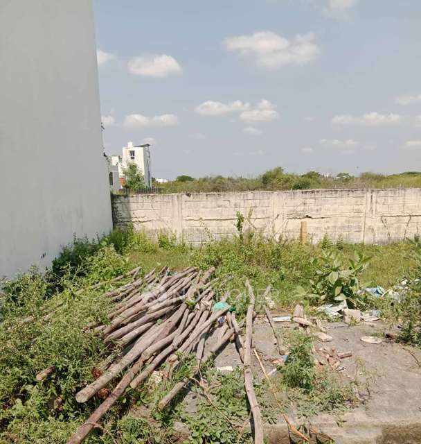 Plot For Sale  In Padur