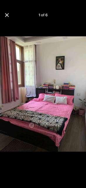 Single Room for Female In 3 BHK  In Freedom Fighters Enclave Sakte  In G55x+j33, Freedom Fighters Enclave, Bees Sutri Harijan Basti, Sainik Farm, New Delhi, Delhi 110068, India