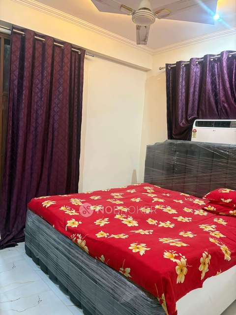 Single Room for Female In 2 BHK  In Sai Enclave In Sector 62a