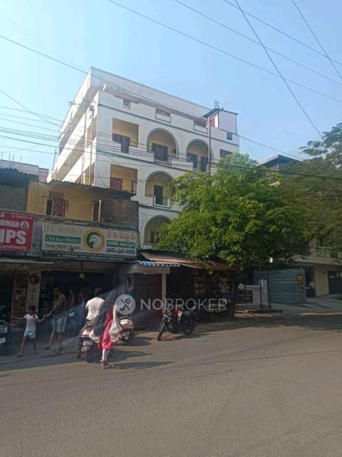 3 BHK Flat In Myneni Apartments For Sale  In Shyam Karan Rd