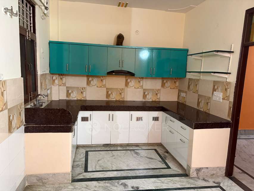 2 BHK House for Rent  In No 392, Gali No. 9