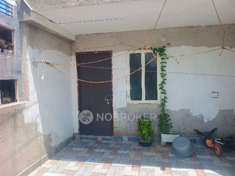 1 RK House for Rent  In Chakkarpur Village
