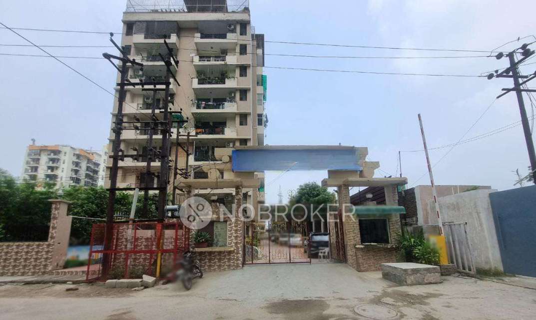 3 BHK Flat In Himalaya Tower For Sale In Indirapuram