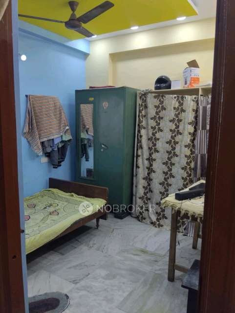 2 BHK Flat In Srinivasa Nilayam Med For Sale  In Peerzadiguda