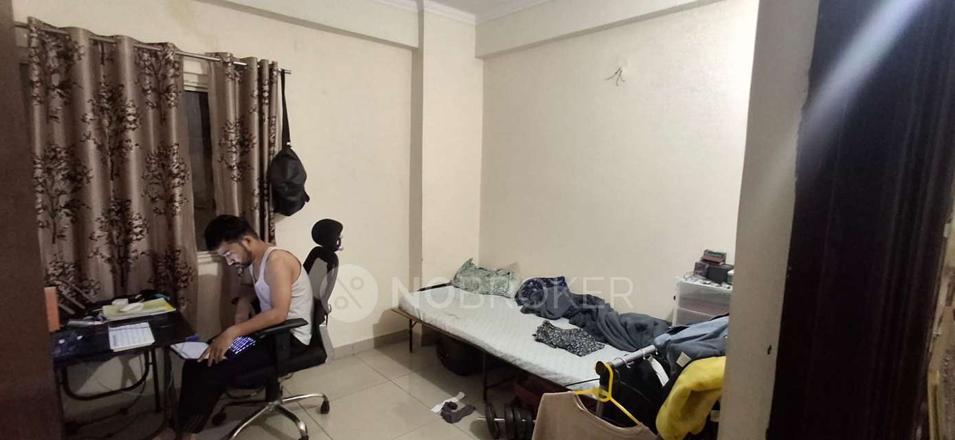 2 BHK Flat In Panchsheel Hynish for Rent  In Sector 1