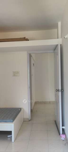 1 BHK Flat In Chandhere Complex for Rent In Viman Nagar