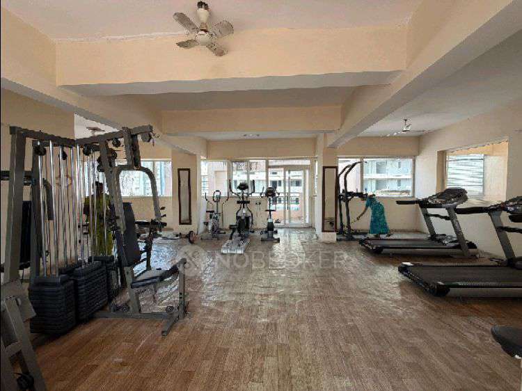 Single Room for Male In 3 BHK  In Shriya Sk Wonders In Kondapur