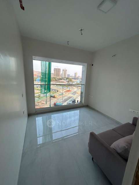 2 BHK Flat In Raheja Solaris, Juinagar For Sale In Juinagar