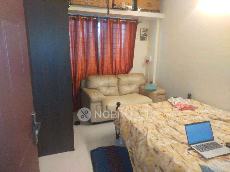 Single Room for Male In 2 BHK  In Sv Homes In Sri Sri Ravishankar Vidya Mandir Rd