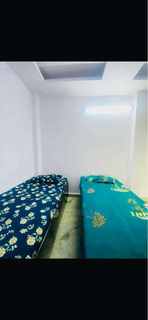PG for Girls in Rohini