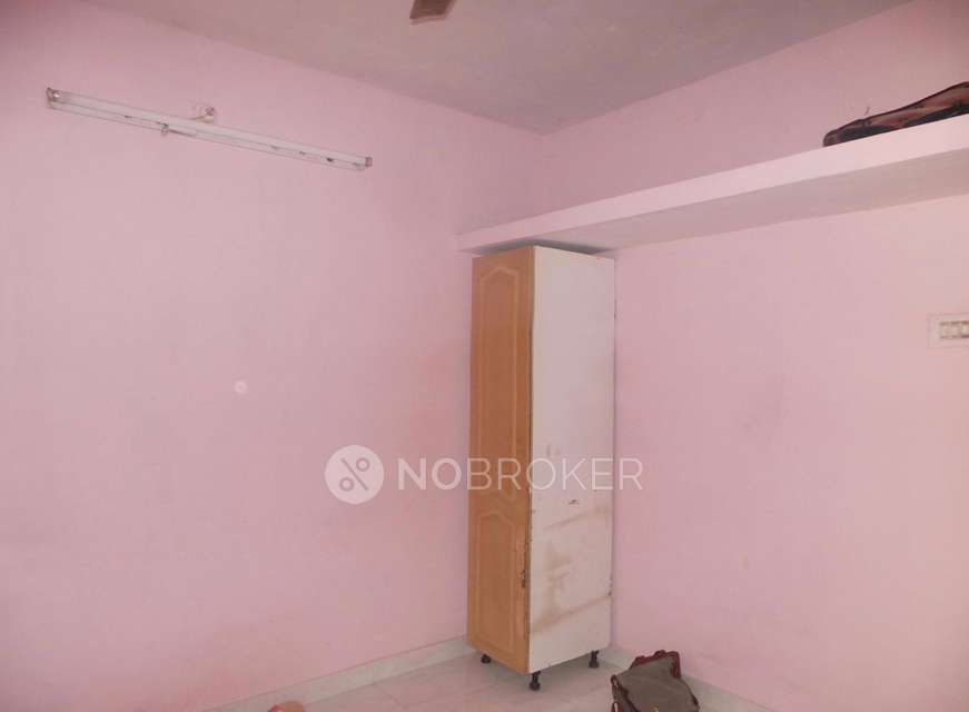 1 BHK Flat In Standalone Building  for Rent  In Banaswadi