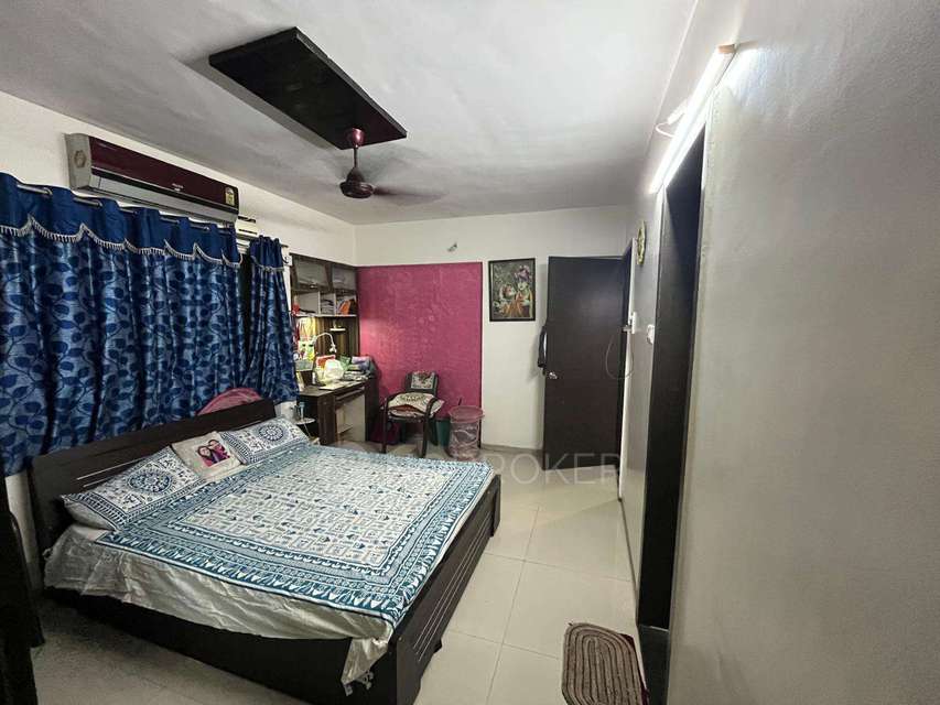 2 BHK Flat In Celebria Housing Society for Rent  In Mega Center