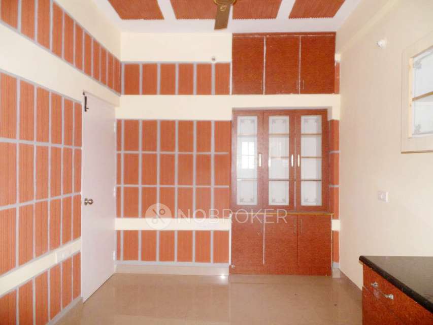 2 BHK Flat for Lease  In Mallathahalli