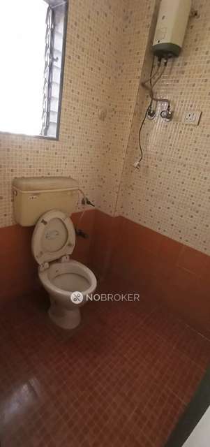 2 BHK Flat In Vinayak Apartment for Rent  In Malad West