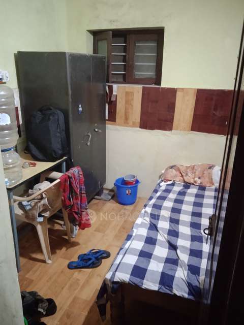 PG for Boys in Indiranagar 