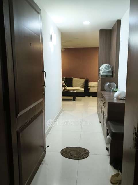 3 BHK Flat In Meenaxi Apartment For Sale  In Shivaji Nagar