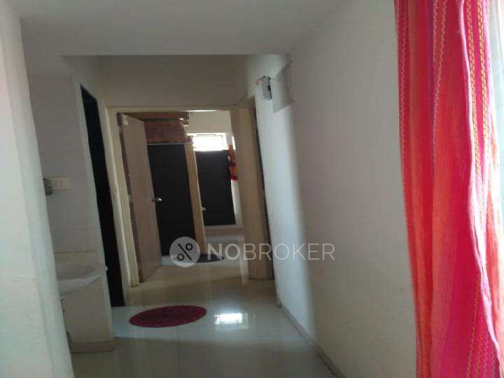 2 BHK Flat In Kolte Patil Little Earth for Rent  In Kiwale