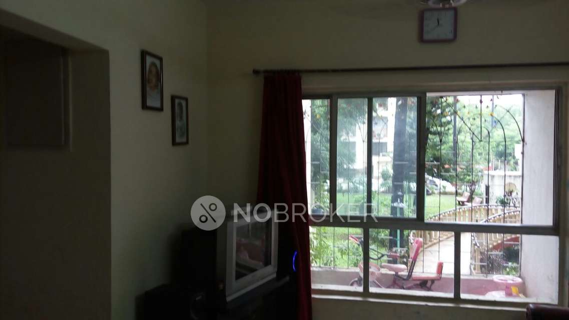 2 BHK Flat In Green Meadows for Rent  In Kandivali East