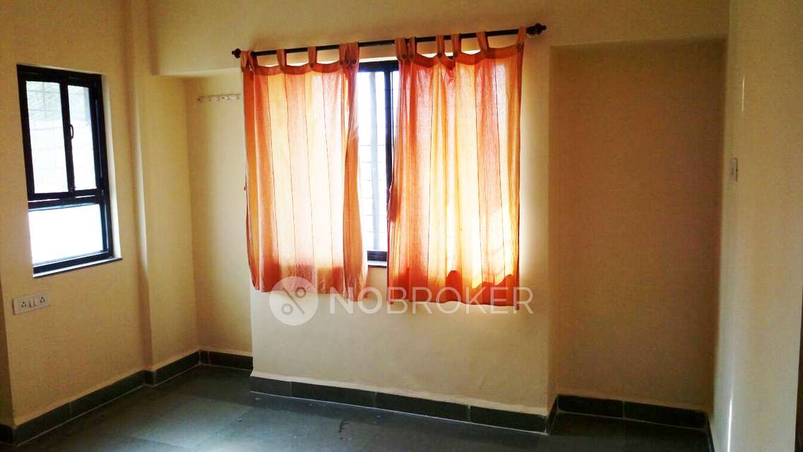 2 BHK Flat In Punayi Building for Rent  In Kamgar Nagar