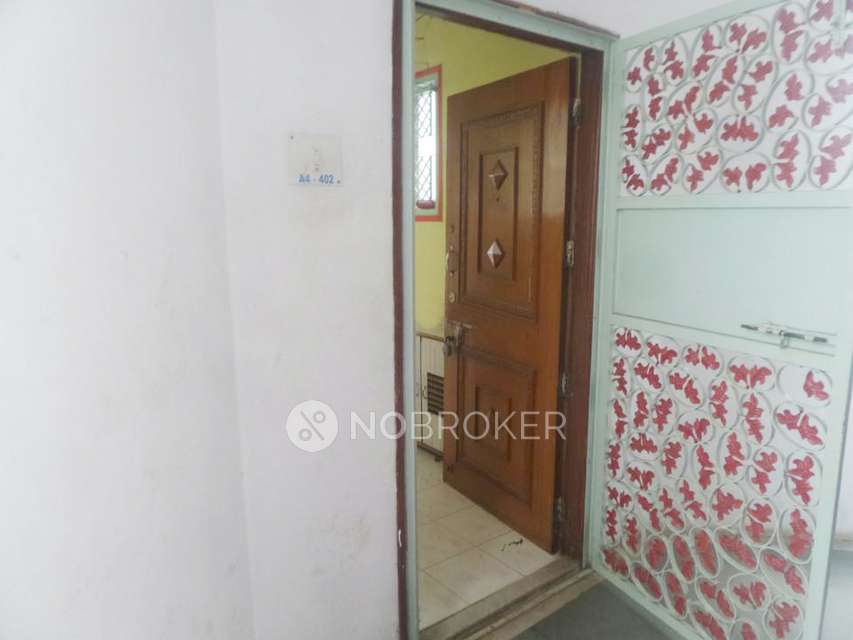 2 BHK Flat In Radiant Paradise for Rent  In Wanowrie