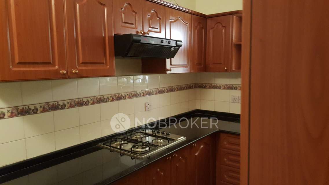 2 BHK Flat In Whispering Meadows for Rent  In Rmv 2nd Stage