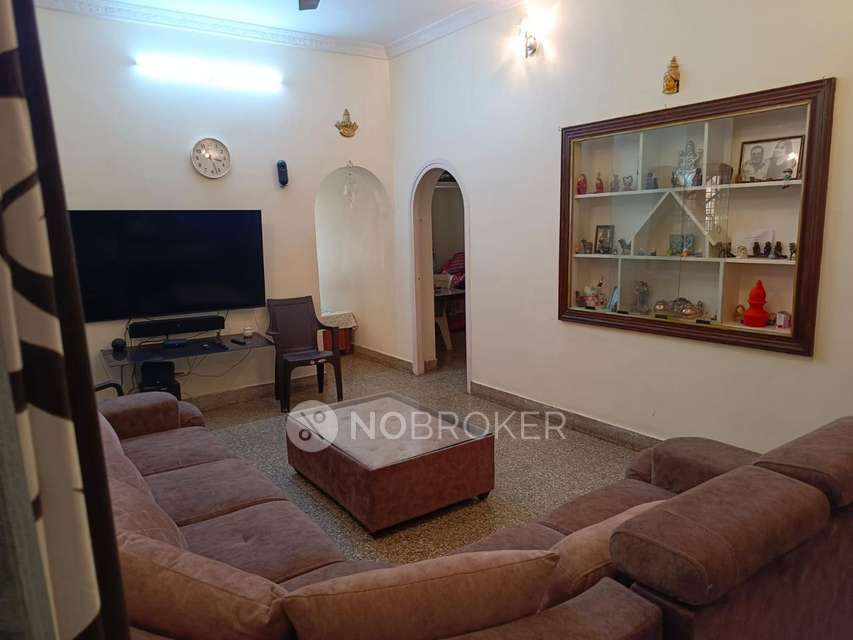 2 BHK House for Lease  In Murugeshpalya