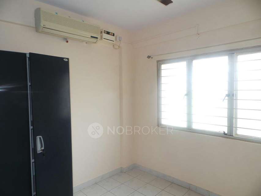 2 BHK Flat In Shriram Shreyas Apartments For Sale  In Virupakshapura