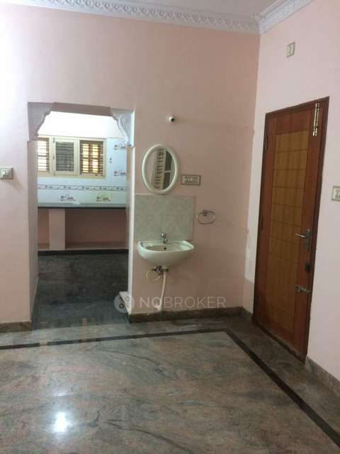 1 BHK Flat In Venkata Nilaya for Rent  In Btm Layout