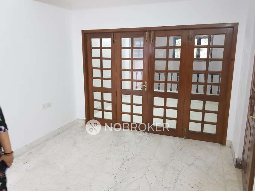 4+ BHK House for Rent In Teynampet(6bhk)