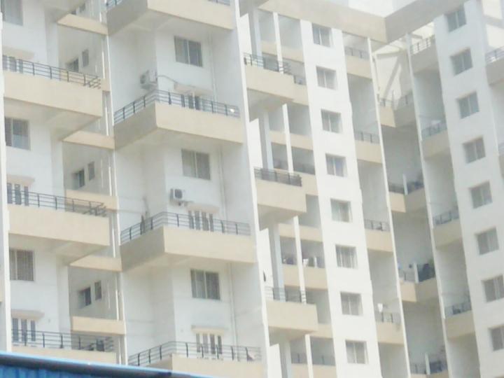 Florencia Apartment Wakad Rent WITHOUT BROKERAGE Semifurnished 2 BHK