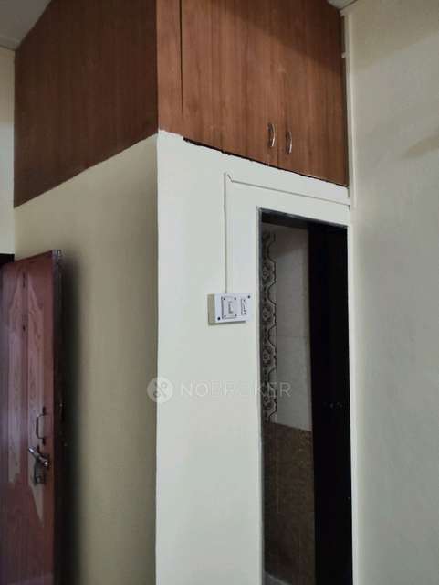 Single Room for Male In 1 RK  In Mahalaxmi Bunglow In Kharadi