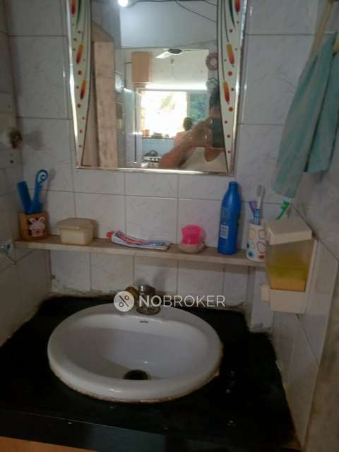 2 BHK Flat In Bhanumati Cooperative Housing Society For Sale  In Goregaon West