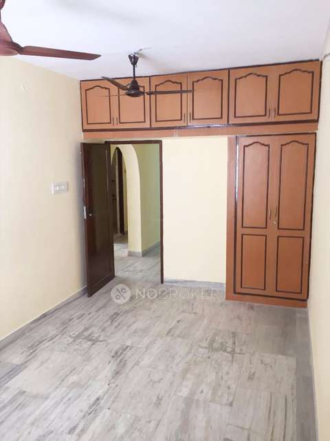 2 BHK Flat In Royal Crust for Rent  In Kodambakkam