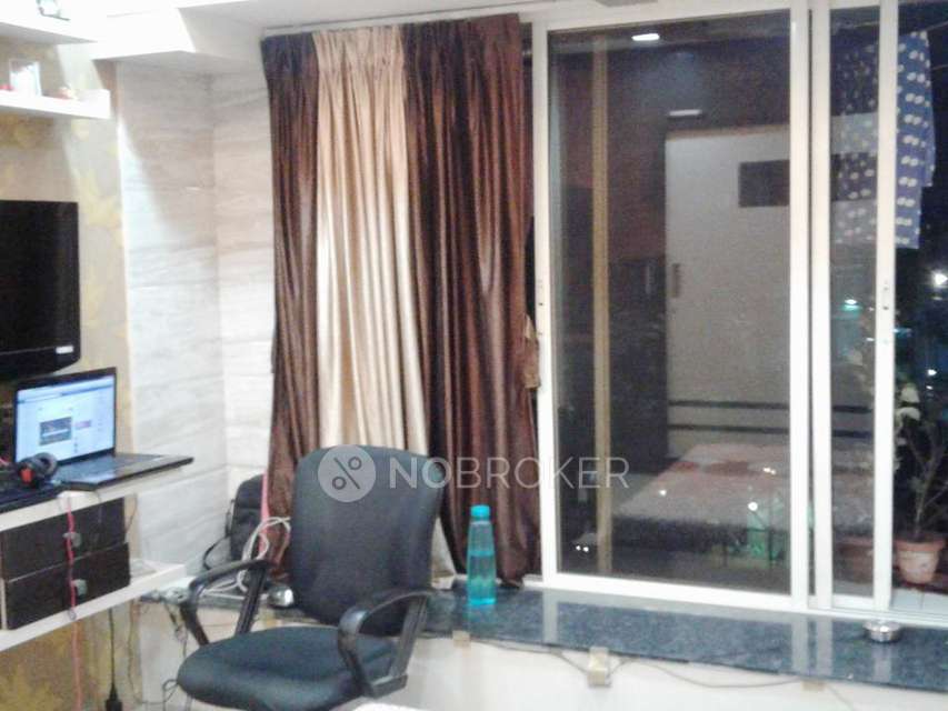 2 BHK Flat In Kingston Complex for Rent  In Malad West