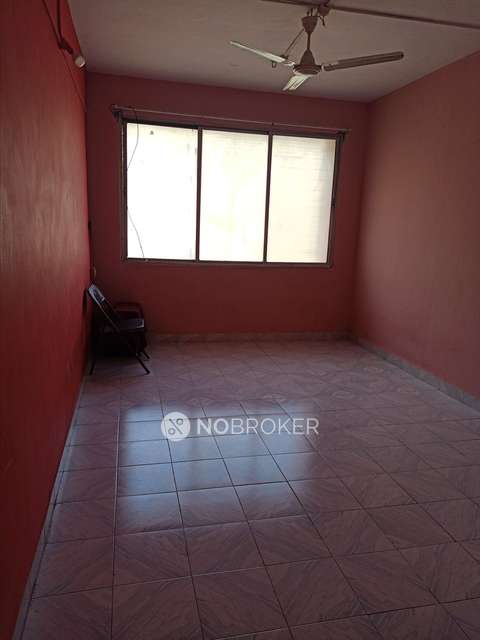 Shared Room for Female In 1 BHK  In Sadguru Park In Balaji Nagar