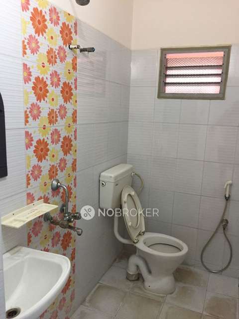 2 BHK Flat In Arrummula Sree Sankaraa Tower For Sale  In Sushil Hari International Residential School