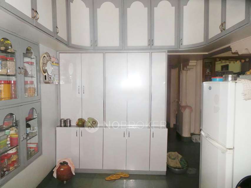 2 BHK Flat In Venkatesh Prasad  For Sale  In Shukrawar Peth