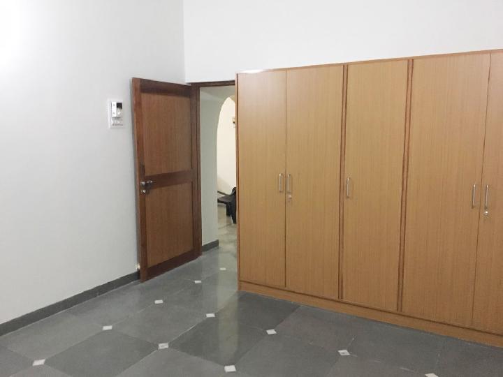 Standalone building Malleshwaram West Rent WITHOUT BROKERAGE Semi