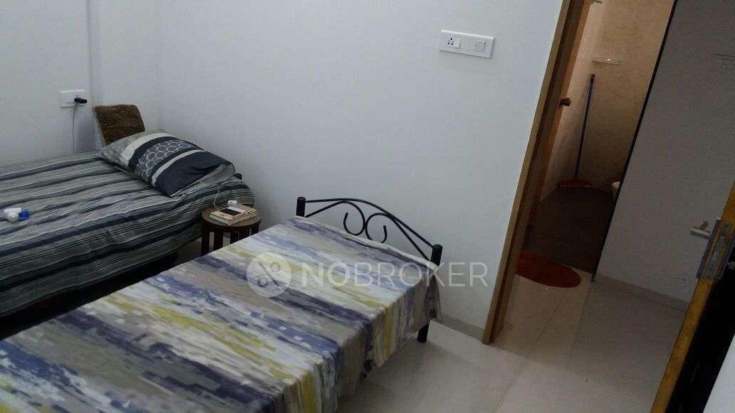 PG for Girls in 21, Sahaney Sujan Park, Lullanagar, Pune, Maharashtra 411040, India