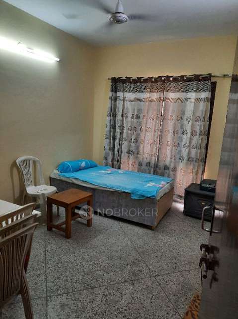 1 RK Flat In Haryana Apartments for Rent  In Sector 10a