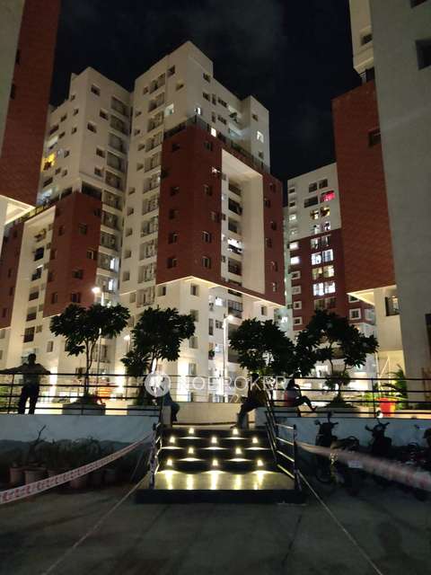 3 BHK Flat In Sprrg Osian Chlorophyll For Sale  In Porur