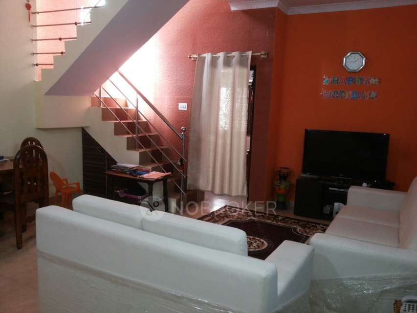 2 BHK Flat In Aryan Pebble Bay for Rent  In Thanisandra