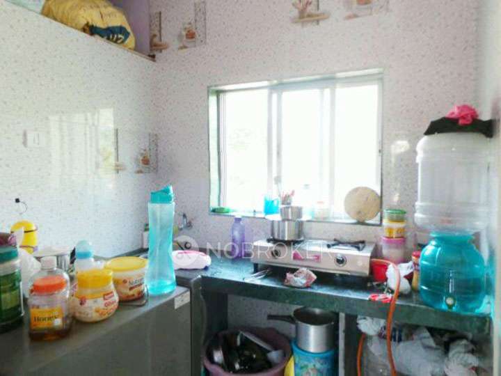 Single Room for Male In 1 BHK  In Pereira Wadi In Marve Village, Malad, Marve Village, Malad West, Mumbai, Maharashtra 400095, India